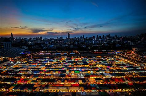 Top 5 Must-Visit Bangkok Night Markets | TouristSecrets