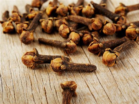 Clove Benefits and Facts That Will Blow Your Mind! - Boldsky.com