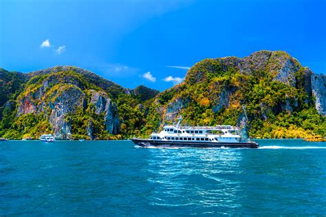 Getting to Phi Phi Island - Ferries or Speedboats to Phi Phi from Phuket and Krabi – Go Guides