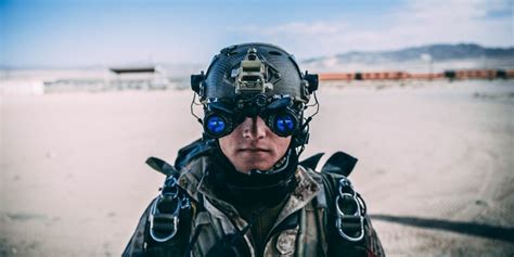 The U.S. Army Wants New Goggles With AR, VR, and Night Vision