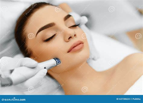 Face Skin Care. Facial Hydro Microdermabrasion Peeling Treatment Stock Photo - Image: 63738624