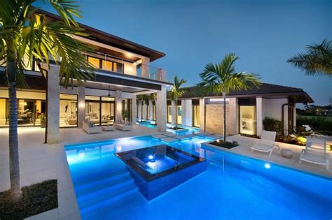 Prestigieuse maison de vacances en Floride | Casas con piscina, Casas, Casas en miami