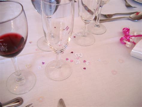 Free Stock Photo 407-wedding_table_6536.jpg | freeimageslive