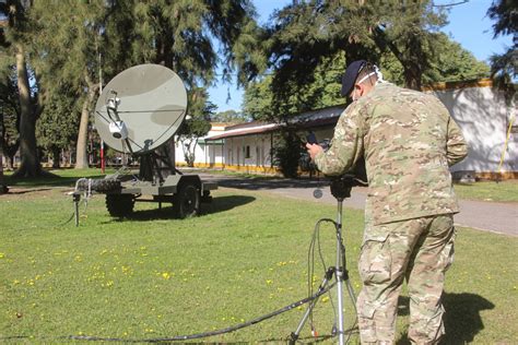 Ejercicio de Comunicaciones satelitales en apoyo a la Operación "General Manuel Belgrano ...