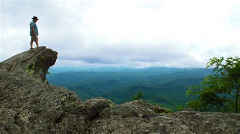 Why You Should Visit Blowing Rock North Carolina