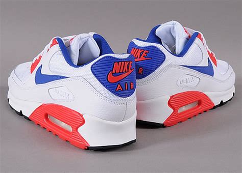 Nike Air Max 90 Essential - White - Hyper Red - Hyper Blue ...