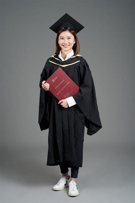 singapore-graduation-photoshoot-studio-photographer | Mount Studio