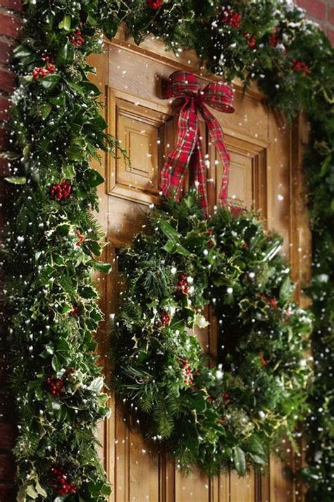 Christmas Holly Wreath Pictures, Photos, and Images for Facebook ...