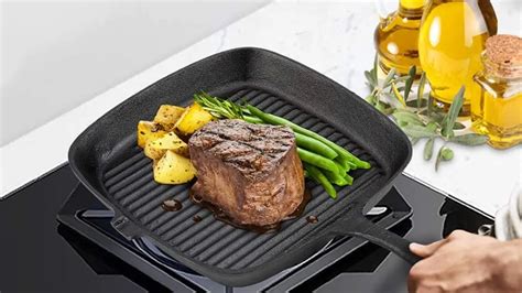 Best Pans For Cooking Steak - Cully's Kitchen