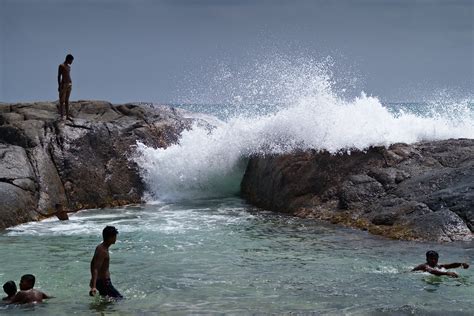 safe pool, Ambalangoda beach // Markus Spring Photography