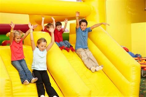 4 Reasons an Indoor Playground is the Perfect Activity for Kids ...