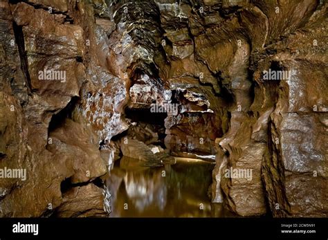 Phreatic caves hi-res stock photography and images - Alamy