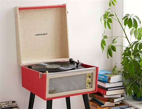 Crosley Retro Dansette Junior Turntable » Gadget Flow