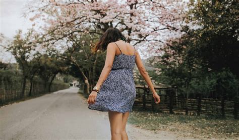 9 Sustainable Dresses for an Easy, Breezy, and Eco-Friendly Summer - Brightly