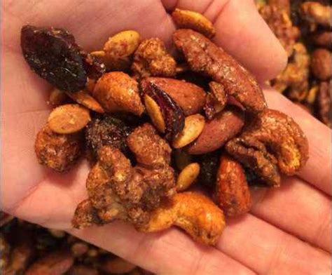 Sweet & Spicy Nut Mix - Homestead.org