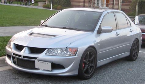 File:Mitsubishi Lancer Evolution VIII.jpg - Wikimedia Commons