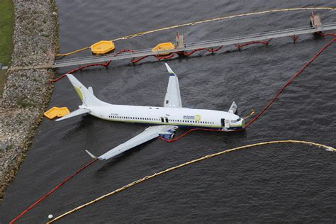 Can Planes Land On Water? | Everything Aviates