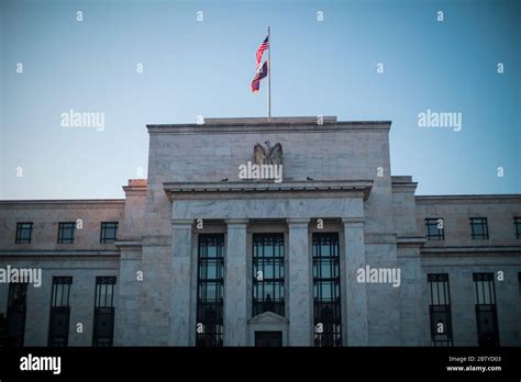 Das Eccles Building in Washington, D.C. dient als Hauptsitz des Federal Reserve Systems ...