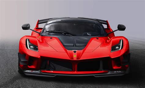 Una Ferrari FXX-K Evo omologata per circolare su strada