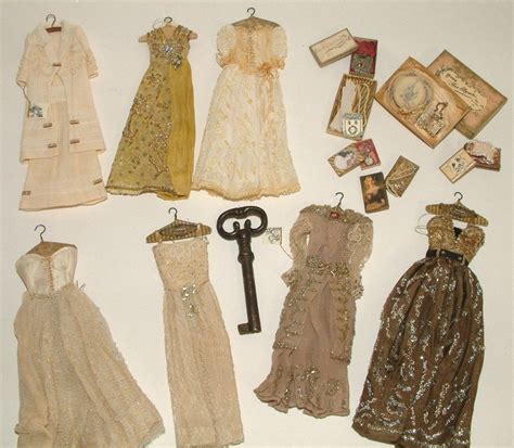 heirloomsbysusan.com | Miniature dress, Dollhouse doll clothes, Dollhouse clothes