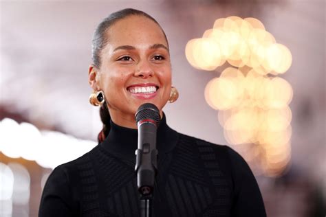 Alicia Keys on Hosting the Grammys: ‘It Feels Like It’s the Right Thing’ – Rolling Stone