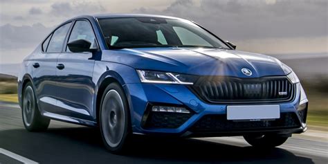 Skoda Octavia vRS Review 2024 | Performance & Pricing | carwow