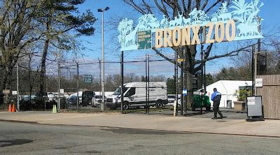 100PercentBronx: Bronx Zoo Parking Lots Taken Over For COVID-19 Resources