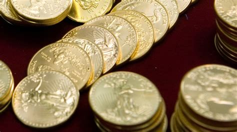 Kentucky Man Finds 800 Civil War-Era Gold Coins in Cornfield - Men's ...