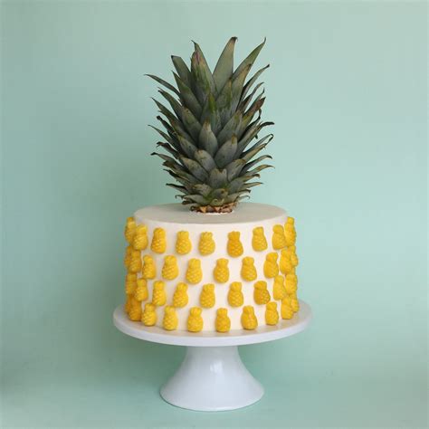 Pineapple Layer Cake decorated with Sugarfina candy. This showstopper ...