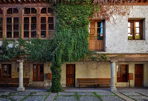 Courtyard in Salamanca | Jocelyn Erskine-Kellie | Flickr