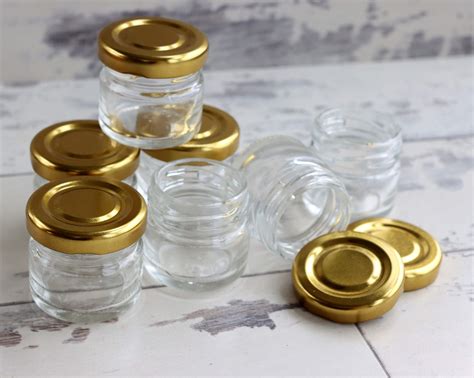 30 Mini Glass Jars – Dezigne Market