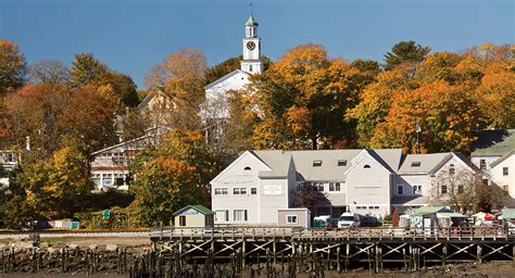 Why Is Wiscasset Called "The Prettiest Village in Maine?"