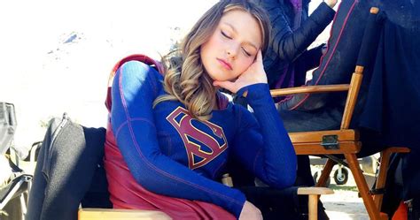 10 Best Behind The Scenes Photos From Supergirl