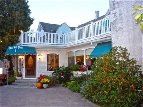 What it's Like to be at Clay Hill Farm Restaurant, Cape Neddick, Maine