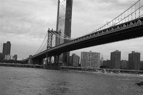 Grayscale photography of bridge photo – Free Brooklyn Image on Unsplash