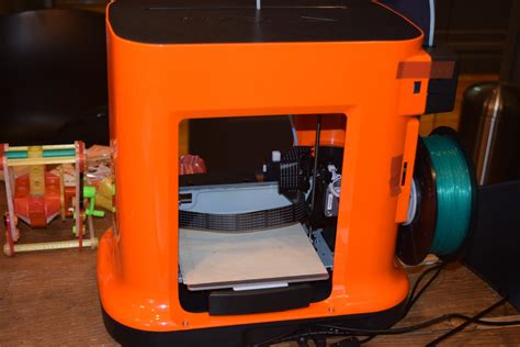 da Vinci Mini 3D Printer Costs Less Than $300 | Digital Trends