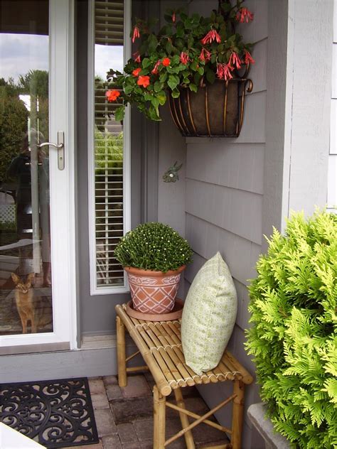 Porch Decor Ideas For A Small Stoop - A Stroll Thru Life