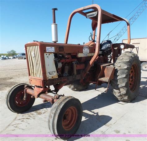 1967 International 706 tractor in Seward, NE | Item L4017 sold | Purple ...