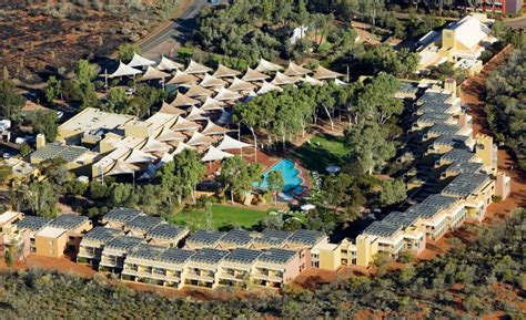 Sails in the Desert Hotel – Uluru.Guide