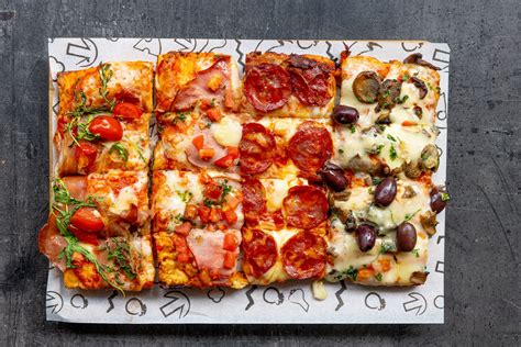 11 Ways You're Ruining Your Frozen Pizza