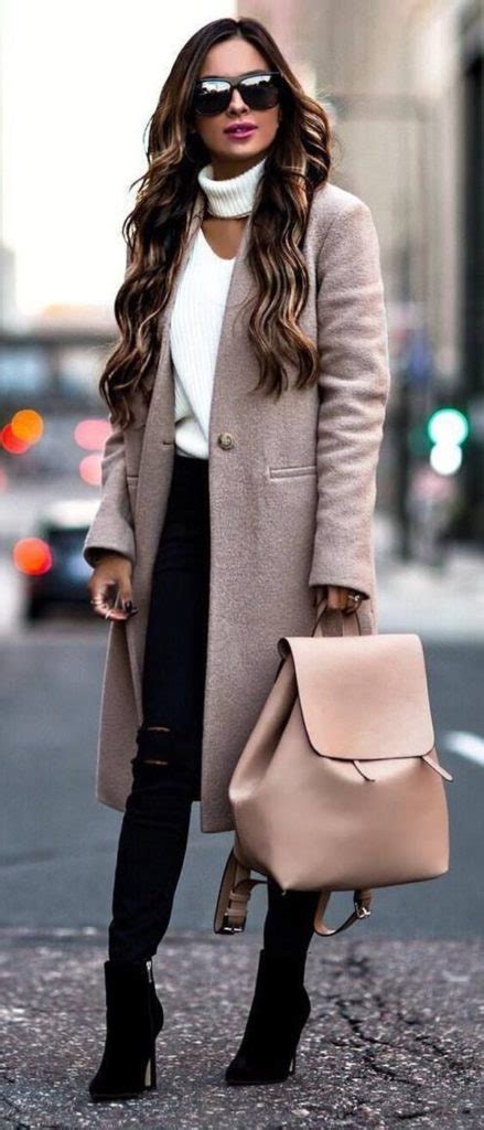 40 Trending Winter Business Attires for Women - FeminaTalk