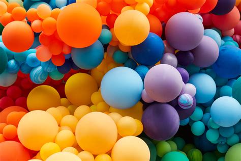 Balloon Basics: Your Guide to All Things Balloons in Glendale