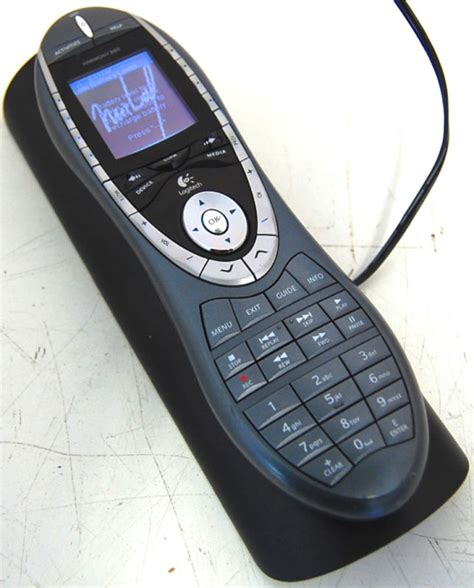 Rewind Audio: Logitech HARMONY 880 Color LCD Universal Remote Control