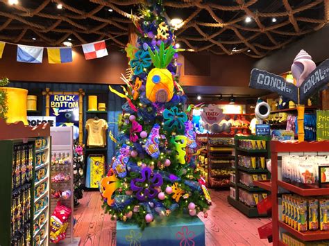 PHOTOS: Full Guide to the 2020 Holiday Tree Hunt at Universal Orlando ...