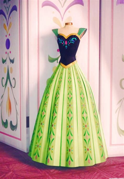 Anna's coronation dress - Frozen Photo (36818261) - Fanpop - Page 78