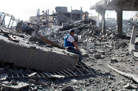 Conflict, Courage and Healing in Gaza - The New York Times