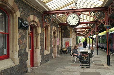 Britain's 100 best Railway Stations: Simon Jenkins on the gateways to ...