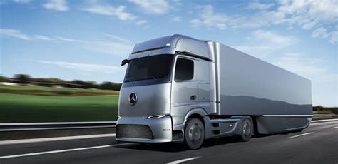 Mercedes-Benz unveils eActros LongHaul electric truck and concept fuel cell truck - Electrek