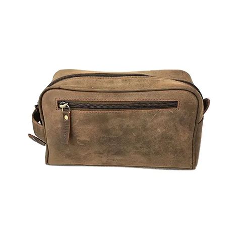 Leather Toiletry Bags Are The Ideal Gift For Men