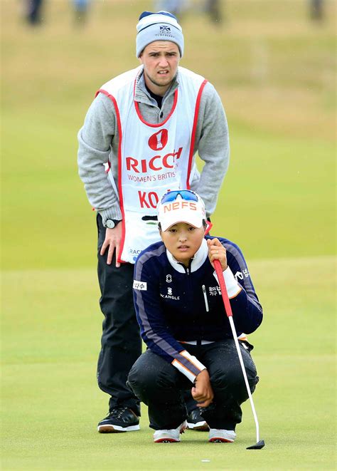 Jin-Young Ko's 17 year old caddie - GolfPunkHQ